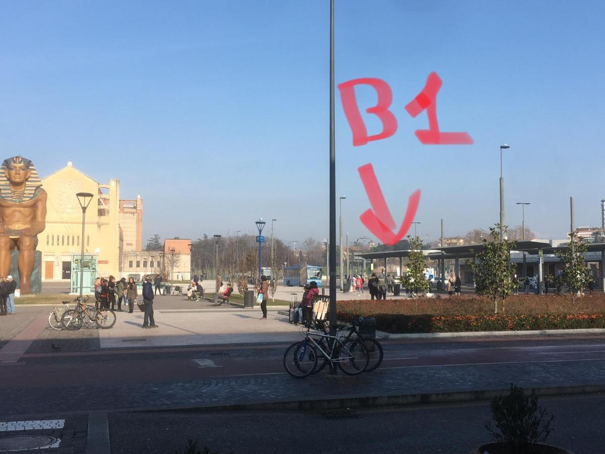 A Due Passi Da Giulietta-Casa Montecchi Verona Eksteriør bilde
